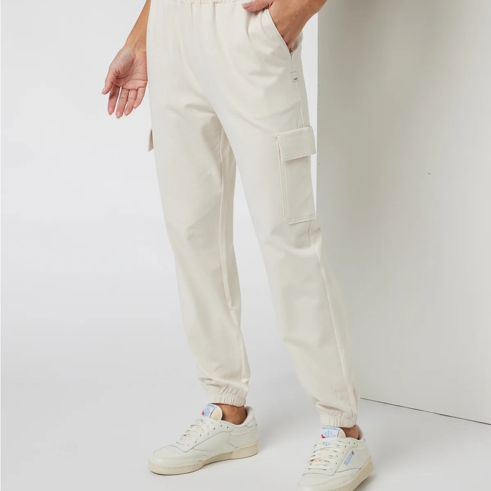 Vuori Boyfriend Cargo Sweatpant